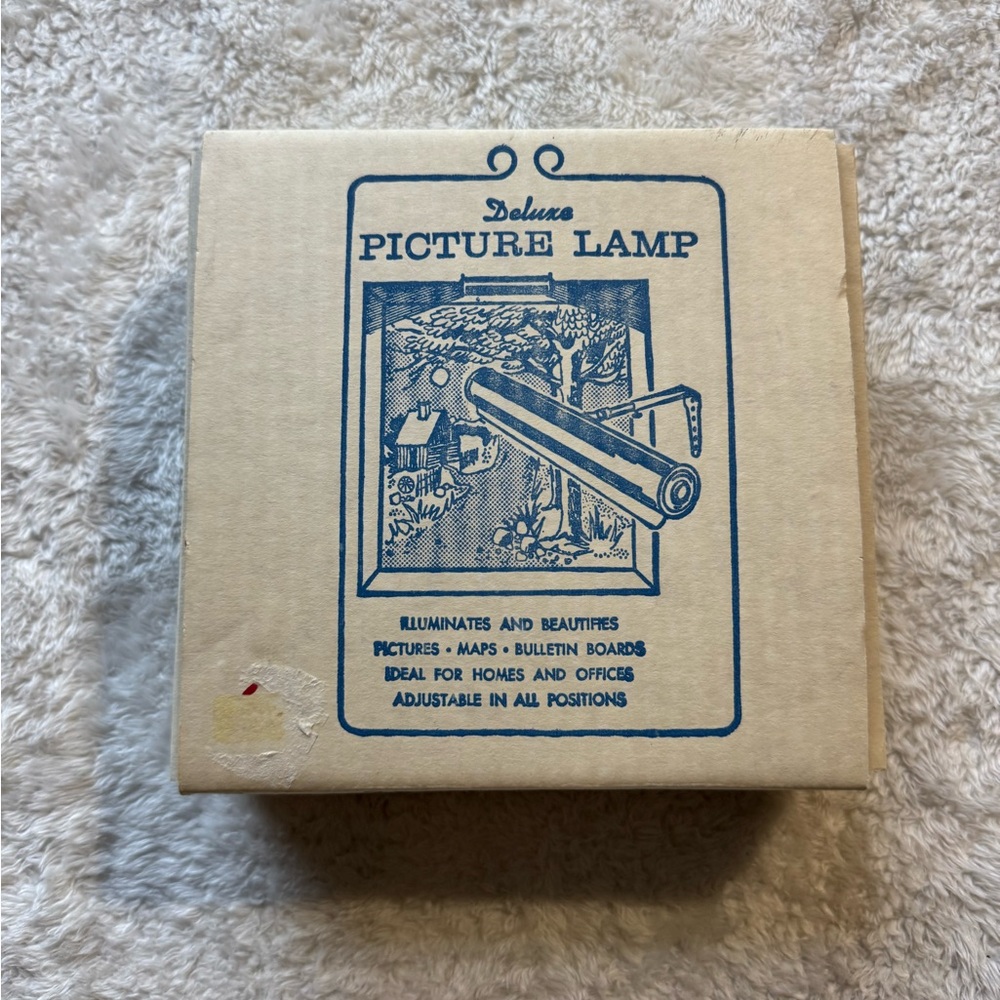 Vintage Deluxe Picture Lamp No. 709 Antique Gold Painting Art NEW
